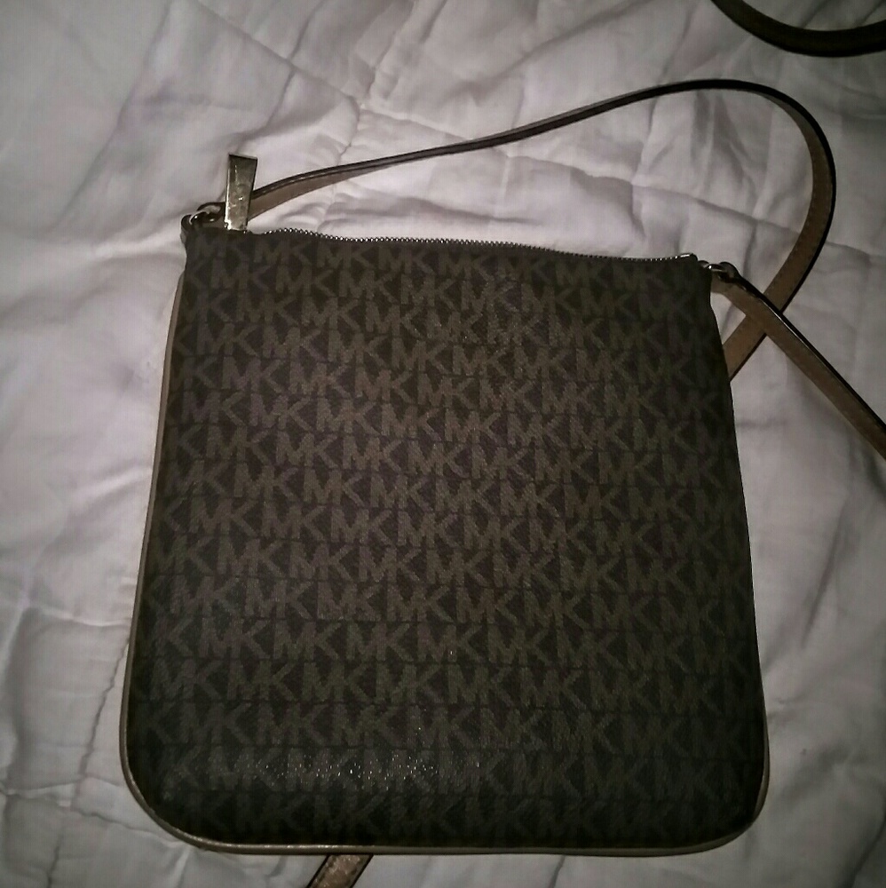Michael Kors crossbody